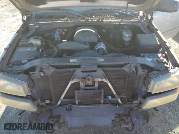 ✅ 2004 Chevrolet Silverado 1500 LS • VIN: 2GCEC19TX41228565 • Лот: 67532654. Опубликован ранее на Copart с пробегом 214 958 миль. Бесплатный доступ к архиву аукционных продаж из США и подробный отчёт об истории автомобиля на DreamBid. Изображение 11.