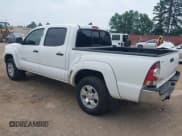 ✅ 2012 Toyota Tacoma PreRunner • VIN: 5TFJX4GN5CX007059 • Lot: 42257509. Wystawiony na IAAI z przebiegiem 122 207 mil. Bezpłatny archiwum sprzedaży aukcyjnych z USA i szczegółowy raport historii pojazdu na DreamBid. Zdjęcie 3.