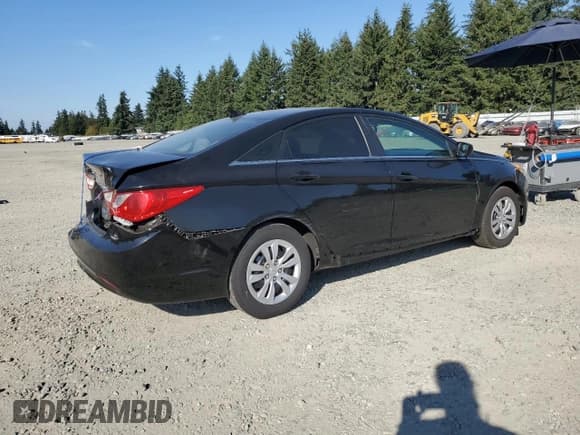 ✅ 2013 Hyundai Sonata GLS • VIN: 5NPEB4AC4DH510912 • Lot: 81500135. Listed on Copart with 165,782 mi. Free auction sales archive from the USA and detailed vehicle history report at DreamBid. Image 3.