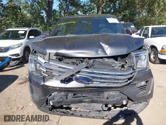 ✅ 2019 Ford Expedition Max XLT • VIN: 1FMJK1HT0KEA21497 • Lot: 43427872. Listed on IAAI with 137,920 mi. Free auction sales archive from the USA and detailed vehicle history report at DreamBid. Image 12.