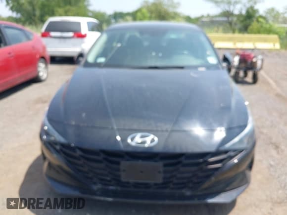 ✅ 2021 Hyundai Elantra SE • VIN: KMHLL4AG4MU166264 • Lot: 42833891. Listed on IAAI with 52,025 mi. Free auction sales archive from the USA and detailed vehicle history report at DreamBid. Image 6.