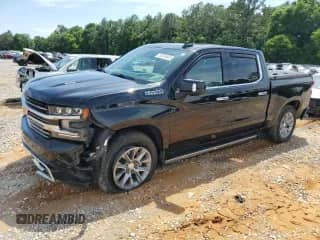 2020 Chevrolet Silverado 1500 High Country z VIN 1GCUYHELXLZ273748, wystawiony jako Copart lot #55204945 z przebiegiem 50 573 mil mil oraz Szkoda całkowita • Salvage title. Historia ofert i sprzedaży dostępna na DreamBid. Obrazek 1.