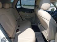 ✅ 2019 Mercedes-Benz GLC 300 • VIN: WDC0G4JB3KF571625 • Lot: 43314713. Wystawiony na IAAI z przebiegiem 163 725 mil. Bezpłatny archiwum sprzedaży aukcyjnych z USA i szczegółowy raport historii pojazdu na DreamBid. Zdjęcie 8.