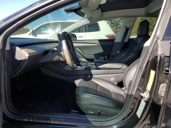 ✅ 2021 Tesla Model 3 Standard Range Plus • VIN: 5YJ3E1EA1MF085590 • Lot: 91658935. Listed on Copart with Not provided. Free auction sales archive from the USA and detailed vehicle history report at DreamBid. Image 7.