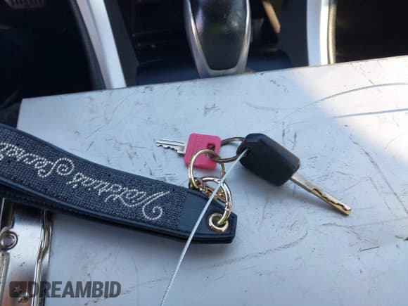 ✅ 2013 Ford Fusion SE • VIN: 3FA6P0H92DR160983 • Lot: 40765682. Wystawiony na IAAI z przebiegiem 204 247 mil. Bezpłatny archiwum sprzedaży aukcyjnych z USA i szczegółowy raport historii pojazdu na DreamBid. Zdjęcie 11.