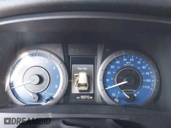 ✅ 2017 Toyota Sienna XLE • VIN: 5TDYZ3DC3HS771446 • Lot: 43309826. Listed on IAAI with 102,712 mi. Free auction sales archive from the USA and detailed vehicle history report at DreamBid. Image 7.