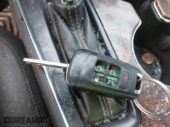 ✅ 2015 Chevrolet Impala LT • VIN: 2G1125S30F9143881 • Lot: 43811491. Listed on IAAI with 183,219 mi. Free auction sales archive from the USA and detailed vehicle history report at DreamBid. Image 11.