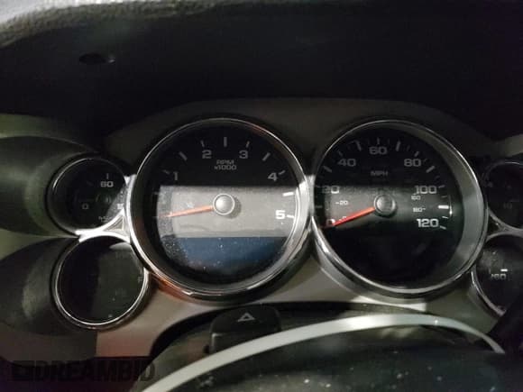 ✅ 2007 Chevrolet Silverado 2500HD 2LT • VIN: 1GCHK29647E507044 • Lot: 87884685. Wystawiony na Copart z przebiegiem Nie podano. Bezpłatny archiwum sprzedaży aukcyjnych z USA i szczegółowy raport historii pojazdu na DreamBid. Zdjęcie 9.