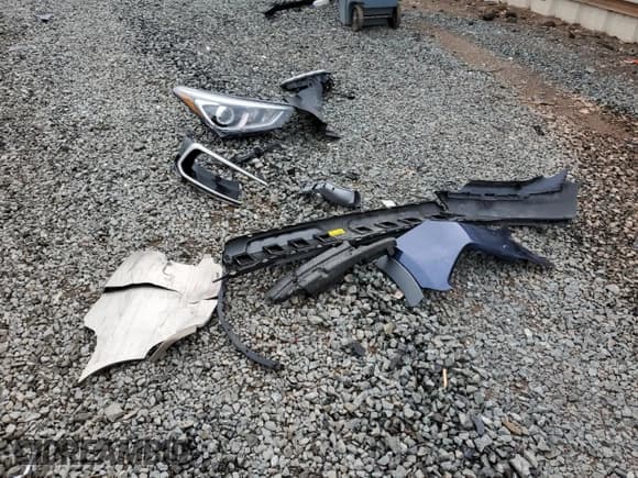 ✅ 2017 Hyundai Santa Fe 2.4L • VIN: 5XYZUDLB0HG493300 • Лот: 51373874. Опубликован ранее на Copart с пробегом 80 851 миль. Бесплатный доступ к архиву аукционных продаж из США и подробный отчёт об истории автомобиля на DreamBid. Изображение 15.