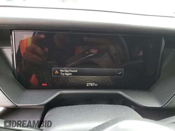 ✅ 2025 GMC Acadia FWD Elevation • VIN: 1GKENKRS5SJ136908 • Lot: 44488635. Wystawiony na Copart z przebiegiem 2 797 mil. Bezpłatny archiwum sprzedaży aukcyjnych z USA i szczegółowy raport historii pojazdu na DreamBid. Zdjęcie 9.