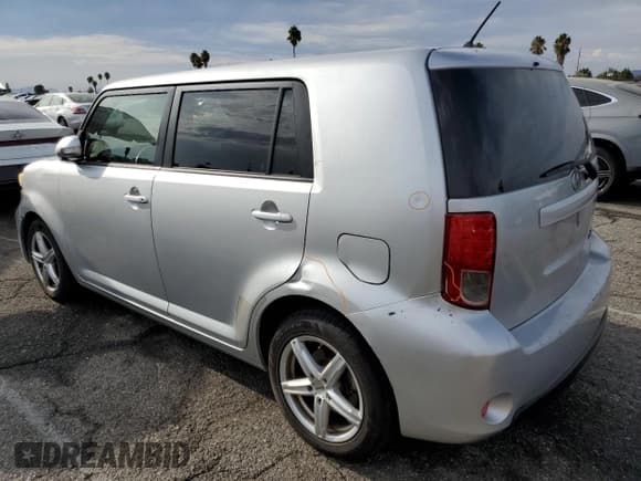 ✅ 2013 Scion xB • VIN: JTLZE4FE8DJ036252 • Лот: 81284425. Опубликован ранее на Copart с пробегом 170 347 миль. Бесплатный доступ к архиву аукционных продаж из США и подробный отчёт об истории автомобиля на DreamBid. Изображение 2.