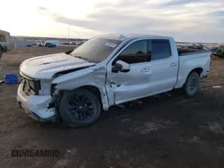 ✅ 2020 Chevrolet Silverado 1500 High Country • VIN: 1GCUYHEL3LZ228960 • Lot: 49485455. Wystawiony na Copart z przebiegiem 113 558 mil. Bezpłatny archiwum sprzedaży aukcyjnych z USA i szczegółowy raport historii pojazdu na DreamBid. Zdjęcie 1.