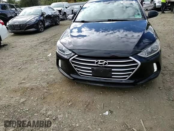 2018 Hyundai Elantra Value Edition с VIN 5NPD84LF4JH282326, выставлен на аукционе Copart как лот 86109005 с пробегом 107 083 миль миль и Списание • Salvage title. История ставок и продаж доступна на DreamBid. Изображение 13.