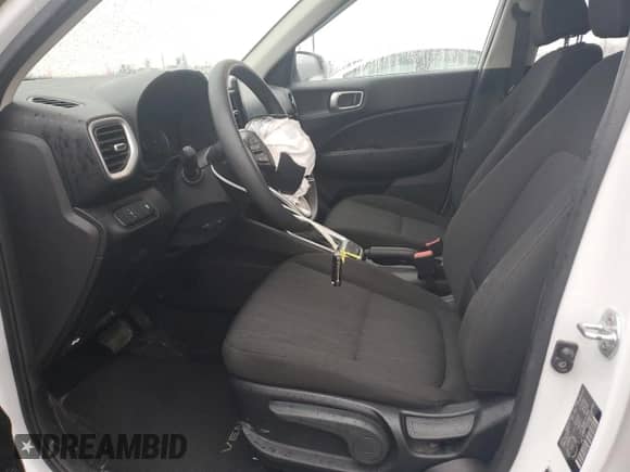 2021 Hyundai Venue SE с VIN KMHRB8A34MU108785, выставлен на аукционе Copart как лот 81250884 с пробегом 62 971 миль миль и Списание • Salvage title. История ставок и продаж доступна на DreamBid. Изображение 7.