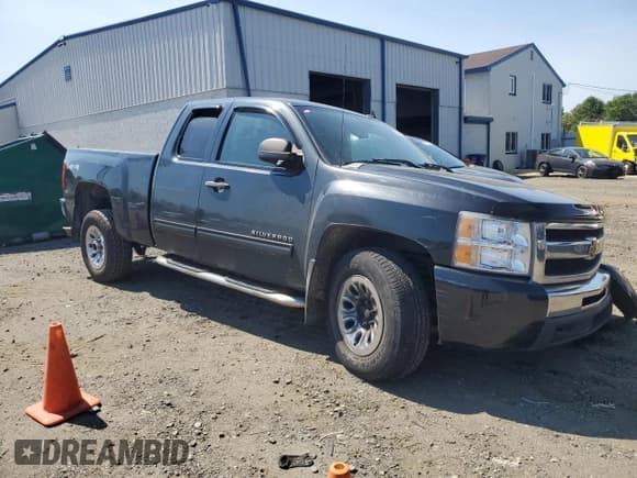 ✅ 2010 Chevrolet Silverado 1500 LS • VIN: 1GCSKREAXAZ259407 • Lot: 69951934. Listed on Copart with Not provided. Free auction sales archive from the USA and detailed vehicle history report at DreamBid. Image 4.