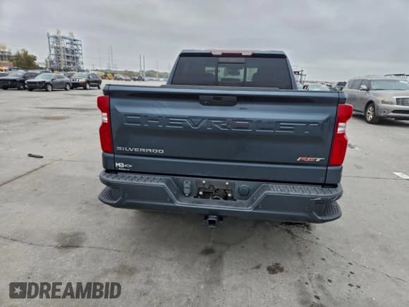 ✅ 2021 Chevrolet Silverado 1500 RST • VIN: 3GCPWDED0MG124836 • Lot: 94517835. Wystawiony na Copart z przebiegiem 95 634 mil. Bezpłatny archiwum sprzedaży aukcyjnych z USA i szczegółowy raport historii pojazdu na DreamBid. Zdjęcie 6.
