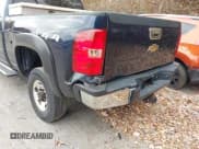 ✅ 2009 Chevrolet Silverado 2500HD LT • VIN: 1GCHK53K59F154432 • Lot: 40629358. Wystawiony na IAAI z przebiegiem 200 449 mil. Bezpłatny archiwum sprzedaży aukcyjnych z USA i szczegółowy raport historii pojazdu na DreamBid. Zdjęcie 6.