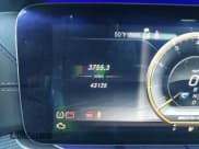 ✅ 2020 Mercedes-Benz E 63 S AMG • VIN: WDDZF8KB9LA748334 • Lot: 41318226. Wystawiony na IAAI z przebiegiem 43 135 mil. Bezpłatny archiwum sprzedaży aukcyjnych z USA i szczegółowy raport historii pojazdu na DreamBid. Zdjęcie 15.