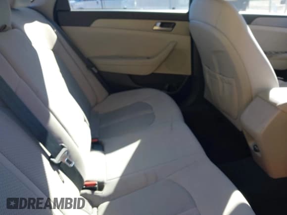 ✅ 2017 Hyundai Sonata 2.4L • VIN: 5NPE24AF5HH496034 • Лот: 43596552. Опубликован ранее на IAAI с пробегом 119 525 миль. Бесплатный доступ к архиву аукционных продаж из США и подробный отчёт об истории автомобиля на DreamBid. Изображение 8.