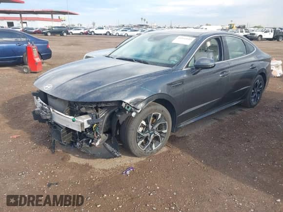 2025 Hyundai Sonata SEL с VIN KMHL64JA6SA438153, выставлен на аукционе IAAI как лот 43512153 с пробегом 21 766 миль миль и . История ставок и продаж доступна на DreamBid. Изображение 17.