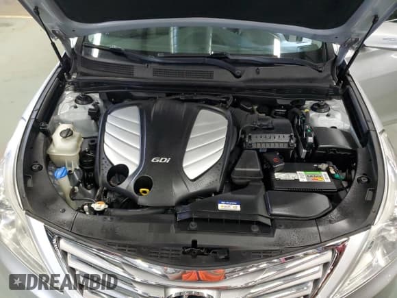 ✅ 2012 Hyundai Azera • VIN: KMHFG4JGXCA125557 • Лот: 80189105. Опубликован ранее на Copart с пробегом 134 948 миль. Бесплатный доступ к архиву аукционных продаж из США и подробный отчёт об истории автомобиля на DreamBid. Изображение 11.