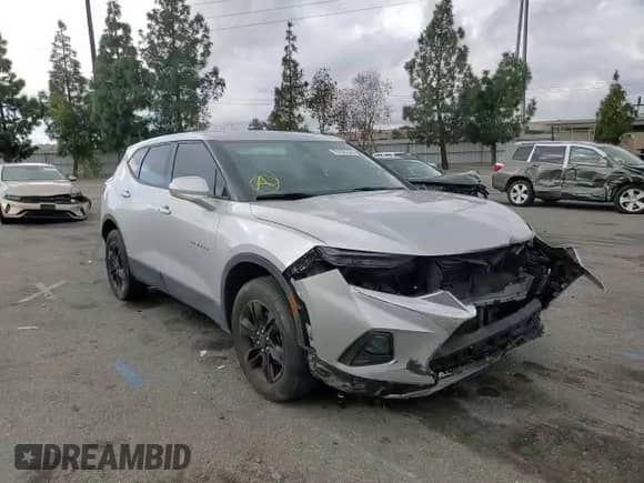 2019 Chevrolet Blazer z VIN 3GNKBBRA1KS686899, wystawiony jako Copart lot #70192232 z przebiegiem 144 658 mil mil oraz . Historia ofert i sprzedaży dostępna na DreamBid. Obrazek 12.