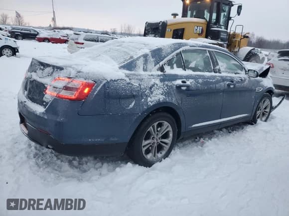 ✅ 2018 Ford Taurus SEL • VIN: 1FAHP2H84JG113761 • Lot: 88462865. Listed on Copart with 78,850 mi. Free auction sales archive from the USA and detailed vehicle history report at DreamBid. Image 3.