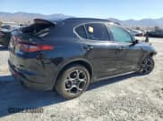 ✅ 2022 Alfa Romeo Stelvio Sprint • VIN: ZASPAJAN2N7D30028 • Lot: 69794435. Wystawiony na Copart z przebiegiem 48 029 mil. Bezpłatny archiwum sprzedaży aukcyjnych z USA i szczegółowy raport historii pojazdu na DreamBid. Zdjęcie 3.