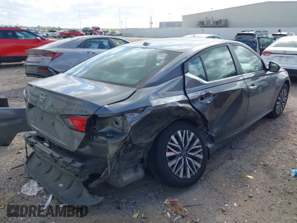 ✅ 2024 Nissan Altima SV • VIN: 1N4BL4DV0RN370710 • Lot: 43688728. Listed on IAAI with 53,950 mi. Free auction sales archive from the USA and detailed vehicle history report at DreamBid. Image 4.