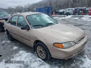 ✅ 1998 Ford Escort LX • VIN: 1FAFP10P4WW212534 • Lot: 43844363. Wystawiony na IAAI z przebiegiem 133 006 mil. Bezpłatny archiwum sprzedaży aukcyjnych z USA i szczegółowy raport historii pojazdu na DreamBid. Zdjęcie 1.