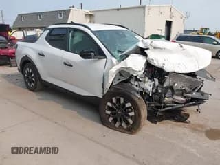 ✅ 2025 Hyundai Santa Cruz SEL • VIN: 5NTJB4DE2SH149478 • Лот: 42402961. Опубликован ранее на IAAI с пробегом 1 661 миль. Бесплатный доступ к архиву аукционных продаж из США и подробный отчёт об истории автомобиля на DreamBid. Изображение 1.