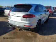✅ 2017 Porsche Cayenne • VIN: WP1AA2A2XHKA82752 • Лот: 43705470. Опубликован ранее на IAAI с пробегом 105 345 миль. Бесплатный доступ к архиву аукционных продаж из США и подробный отчёт об истории автомобиля на DreamBid. Изображение 4.