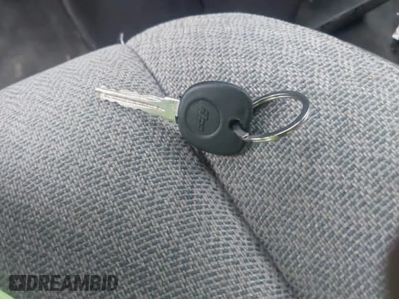 ✅ 2011 Chevrolet Express Passenger 1LT • VIN: 1GAZG1FG3B1143835 • Lot: 42649421. Wystawiony na IAAI z przebiegiem 162 129 mil. Bezpłatny archiwum sprzedaży aukcyjnych z USA i szczegółowy raport historii pojazdu na DreamBid. Zdjęcie 11.