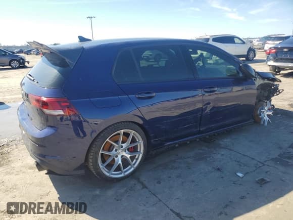 ✅ 2023 Volkswagen Golf GTI SE • VIN: WVW3A7CD7PW180845 • Лот: 46182565. Опубликован ранее на Copart с пробегом 18 719 миль. Бесплатный доступ к архиву аукционных продаж из США и подробный отчёт об истории автомобиля на DreamBid. Изображение 3.