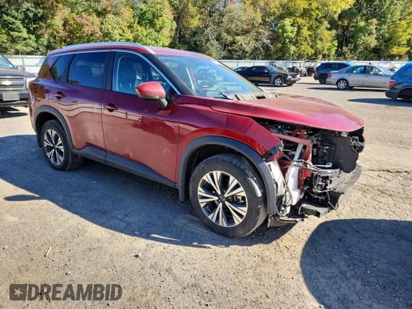 ✅ 2023 Nissan Rogue SV • VIN: 5N1BT3BA3PC908681 • Лот: 85397845. Опубликован ранее на Copart с пробегом 82 195 миль. Бесплатный доступ к архиву аукционных продаж из США и подробный отчёт об истории автомобиля на DreamBid. Изображение 4.