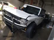 ✅ 2022 Ford Bronco • VIN: 1FMEE5DP0NLB52759 • Lot: 41079932. Listed on IAAI with 46,503 mi. Free auction sales archive from the USA and detailed vehicle history report at DreamBid. Image 2.