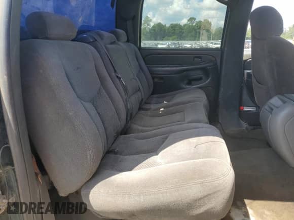 ✅ 2006 Chevrolet Silverado 1500 LS • VIN: 2GCEK13V561258587 • Lot: 68458974. Wystawiony na Copart z przebiegiem 237 218 mil mil. Skorzystaj z bezpłatnego archiwum sprzedaży aukcyjnych z USA i zobacz szczegółowy raport historii pojazdu na DreamBid. Zdjęcie 10.