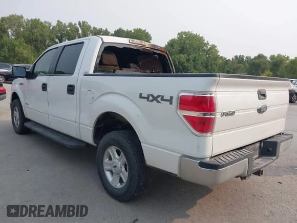 ✅ 2014 Ford F-150 XLT • VIN: 1FTFW1ET4EKD77556 • Lot: 43129733. Listed on IAAI with 144,332 mi. Free auction sales archive from the USA and detailed vehicle history report at DreamBid. Image 3.