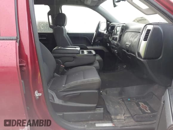 ✅ 2018 Chevrolet Silverado 1500 LT • VIN: 3GCUKREC0JG223431 • Лот: 43503826. Опубликован ранее на IAAI с пробегом 109 543 миль. Бесплатный доступ к архиву аукционных продаж из США и подробный отчёт об истории автомобиля на DreamBid. Изображение 5.