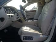 ✅ 2014 Bentley Flying Spur • VIN: SCBEC9ZA9EC096538 • Lot: 54035415. Wystawiony na Copart z przebiegiem 46 346 mil. Bezpłatny archiwum sprzedaży aukcyjnych z USA i szczegółowy raport historii pojazdu na DreamBid. Zdjęcie 7.