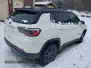 2019 Jeep Compass Limited with VIN 3C4NJDCB3KT735679, listed as a IAAI auction lot 41707511 with Not provided miles and . Bid and sale history available at DreamBid. Image 4.