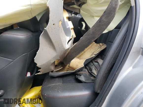 ✅ 2010 Dodge Charger R/T • VIN: 2B3CA8CT5AH291415 • Lot: 45852355. Wystawiony na Copart z przebiegiem 170 520 mil. Bezpłatny archiwum sprzedaży aukcyjnych z USA i szczegółowy raport historii pojazdu na DreamBid. Zdjęcie 11.