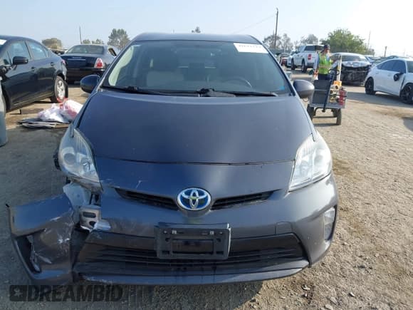 ✅ 2014 Toyota Prius • VIN: JTDKN3DP4E3052305 • Lot: 42615114. Listed on IAAI with 269,569 mi. Free auction sales archive from the USA and detailed vehicle history report at DreamBid. Image 12.