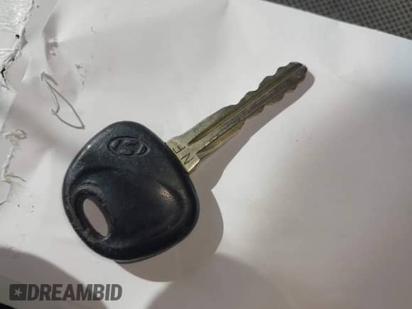 2006 Hyundai Sonata GL z VIN 5NPET46C56H072605, wystawiony jako IAAI lot #43207821 z przebiegiem 90 994 mil mil oraz . Historia ofert i sprzedaży dostępna na DreamBid. Obrazek 11.