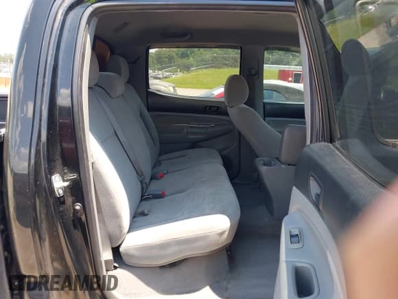 ✅ 2008 Toyota Tacoma • VIN: 5TELU42N78Z516417 • Lot: 42679654. Listed on IAAI with 320,639 mi. Free auction sales archive from the USA and detailed vehicle history report at DreamBid. Image 8.