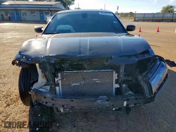 ✅ 2016 Dodge Charger SE • VIN: 2C3CDXBG3GH228895 • Lot: 90708715. Wystawiony na Copart z przebiegiem 131 521 mil. Bezpłatny archiwum sprzedaży aukcyjnych z USA i szczegółowy raport historii pojazdu na DreamBid. Zdjęcie 5.