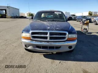✅ 2000 Dodge Dakota Sport • VIN: 1B7GL2AX5YS681561 • Lot: 82685694. Wystawiony na Copart z przebiegiem 193 024 mil. Bezpłatny archiwum sprzedaży aukcyjnych z USA i szczegółowy raport historii pojazdu na DreamBid. Zdjęcie 5.