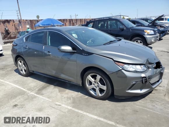✅ 2017 Chevrolet Volt LT • VIN: 1G1RC6S51HU188714 • Lot: 47960774. Wystawiony na Copart z przebiegiem 70 675 mil. Bezpłatny archiwum sprzedaży aukcyjnych z USA i szczegółowy raport historii pojazdu na DreamBid. Zdjęcie 4.