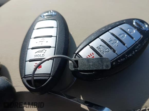 ✅ 2017 Nissan Murano Platinum • VIN: 5N1AZ2MG9HN125554 • Lot: 42689663. Listed on IAAI with 37,097 mi. Free auction sales archive from the USA and detailed vehicle history report at DreamBid. Image 11.