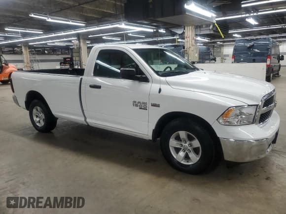 ✅ 2019 Ram 1500 Tradesman • VIN: 3C6JR6DT8KG671410 • Lot: 90087535. Listed on Copart with 935 mi. Free auction sales archive from the USA and detailed vehicle history report at DreamBid. Image 4.